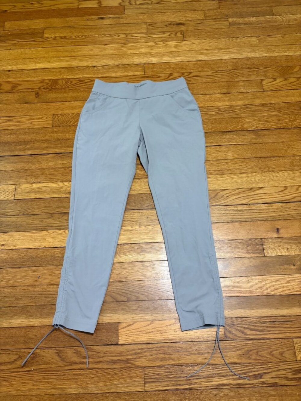 Columbia Omni-Shade Womens Pull on Hiking Pants Size Medium Gray Skinny Ankle